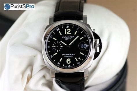 The PAM244 Luminor GMT – A Perfect Panerai for Women.